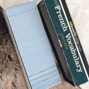 Anyone learning French!? Sparknote flash cards 🎉